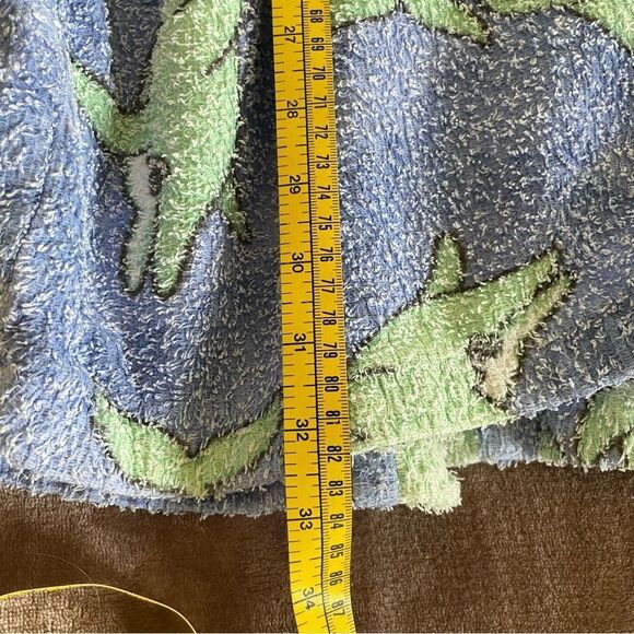 Kids Shark Print Hooded Robe - Blue and Green Dolphins with Pockets Size 6 - Picture 12 of 12